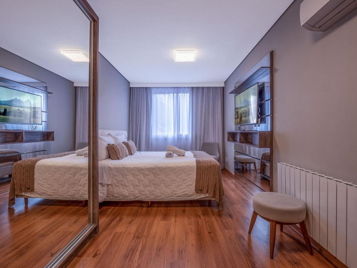 Апартаменти Flores Da Montanha 204C - Apto Borges De Medeiros Gramado 600 Metros Rua Coberta Екстер'єр фото
